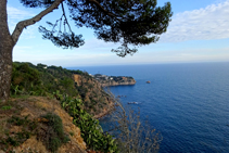 Cala del Vigatà y s´Estufador de Garbí.