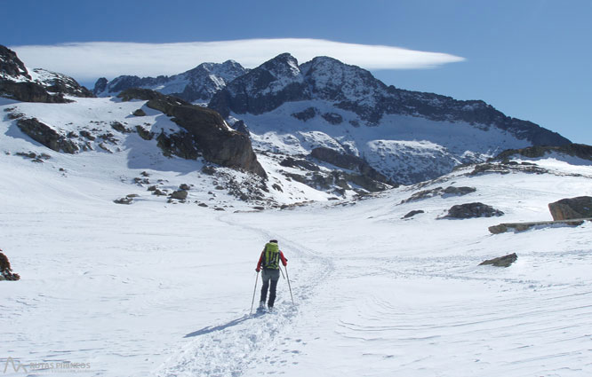 Montardo (2.833m) y Montardo Petit (2.781m) por Cavallers 2 