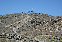 Llegando a la cumbre del Puigmal.