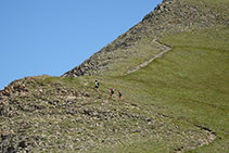 Subiendo al Puig de la Coma de Finestrelles.