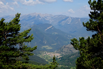 Sant Julià de Cerdanyola, sierra de Gisclareny y sierra del Cadí.