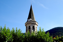 Campanario de la iglesia de Vielha.