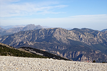 El Pedraforca y la sierra del Verd desde el Vulturó.