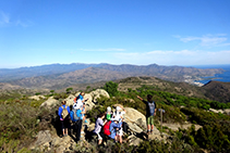 La cresta que sube a la cima de Sant Salvador (fuera de ruta).