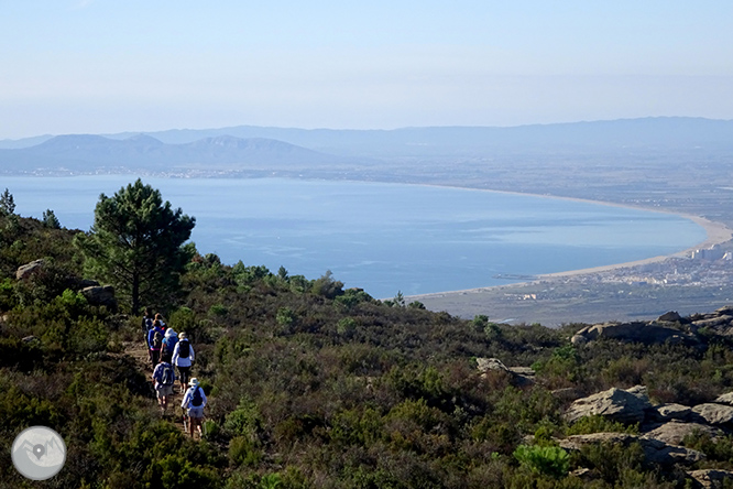 Por los dominios de Sant Pere de Rodes 1 