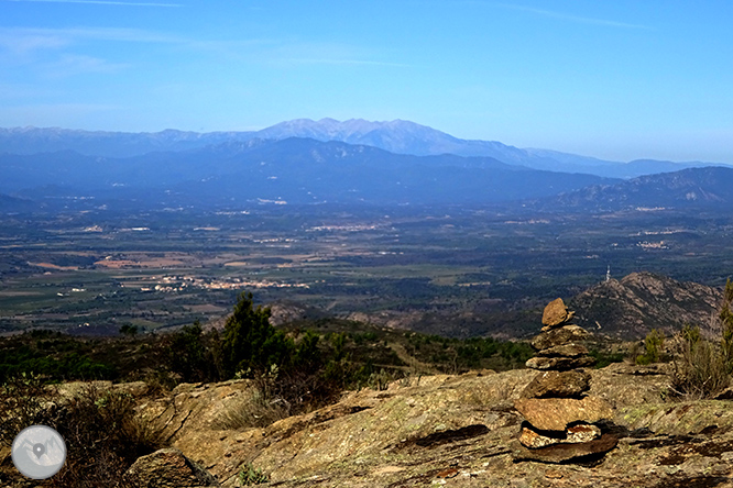 Por los dominios de Sant Pere de Rodes 1 