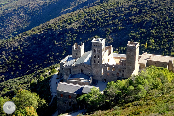 Por los dominios de Sant Pere de Rodes 1 