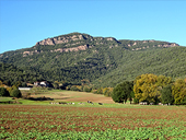 Por antiguos caminos de monjes en Sant Julià del Mont