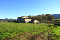 Masía de Santa Pau.