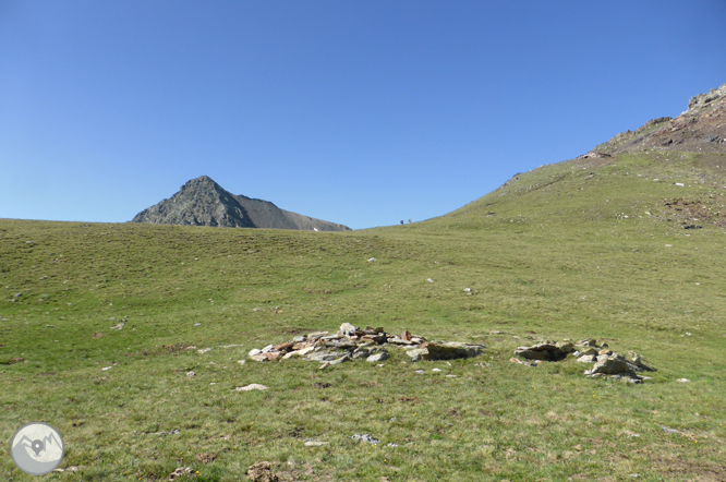 Lagos de Ransol y pico de la Serrera (2.913m) 1 