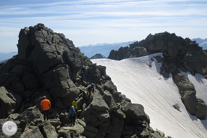 Pico de Rulhe (2.783m) desde el Pla de las Peyres  2 