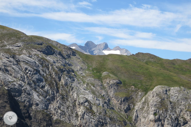 Pico de Tentes (2.322m) desde el collado de Tentes 1 