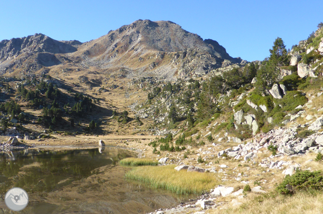 Pico de Montmalús (2.781m) y circo de los Colells 1 