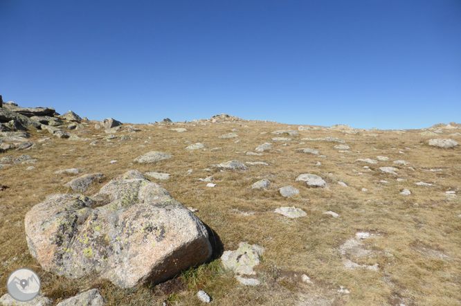 Pico de Montmalús (2.781m) y circo de los Colells 1 