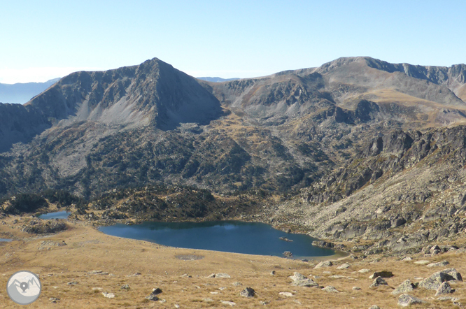 Pico de Montmalús (2.781m) y circo de los Colells 1 