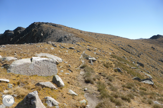 Pico de Montmalús (2.781m) y circo de los Colells 1 