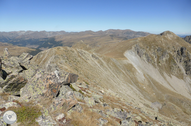 Pico de Montmalús (2.781m) y circo de los Colells 1 