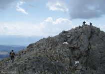 Desde el collado del Carlit por la arista llegamos a la cima.