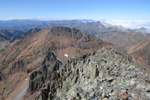 Las vistas que nos ofrece el pico Verdaguer recompensan plenamente el esfuerzo de subirlo.