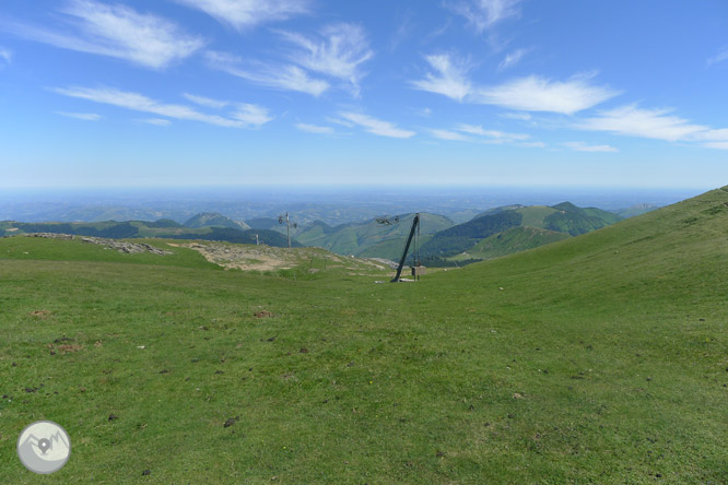 Pico Arlas (2.044m) desde el collado de la Piedra de San Martín 1 