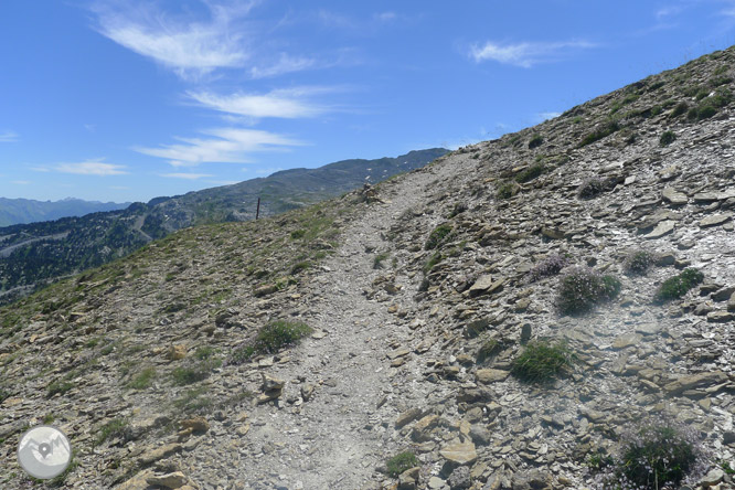 Pico Arlas (2.044m) desde el collado de la Piedra de San Martín 1 