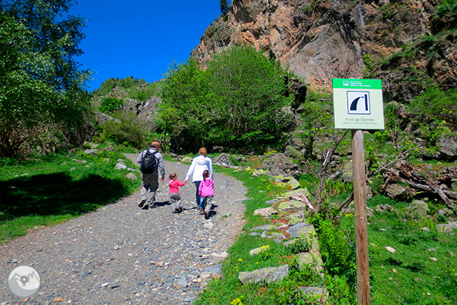 Pico de Amitges (2.848m) y Tuc de Saboredo (2.829m) 1 