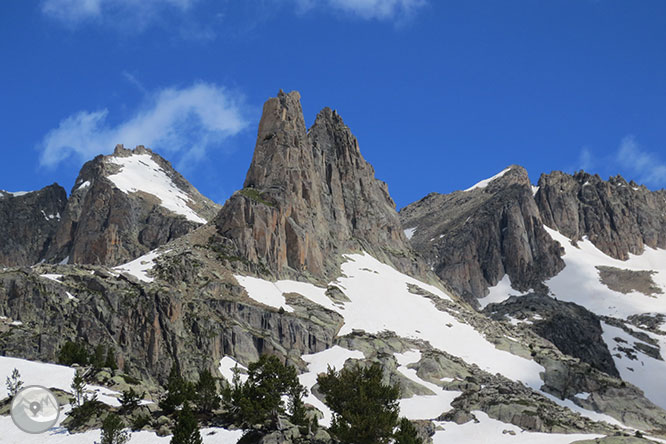 Pico de Amitges (2.848m) y Tuc de Saboredo (2.829m) 1 