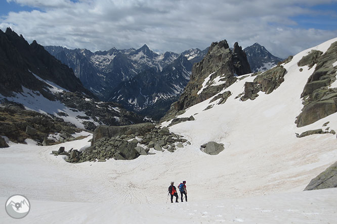 Pico de Amitges (2.848m) y Tuc de Saboredo (2.829m) 1 