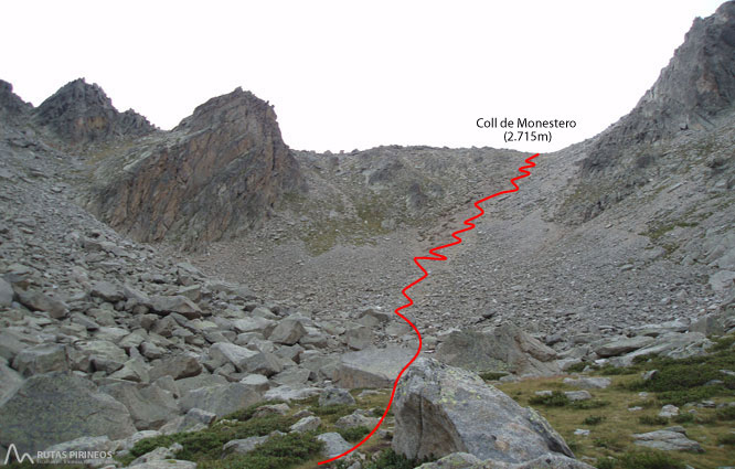 Pico de Peguera (2.983m) y pico de Monestero (2.877m) 2 