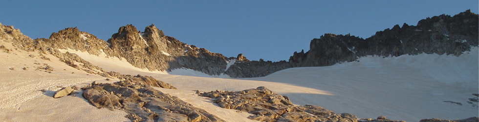 Maladeta Oriental (3.308m) y pico Abadías (3.271m) por la Renclusa