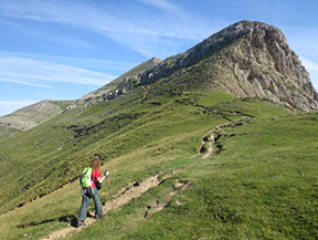 Pico Ori (2.017m) desde el puerto de Larrau