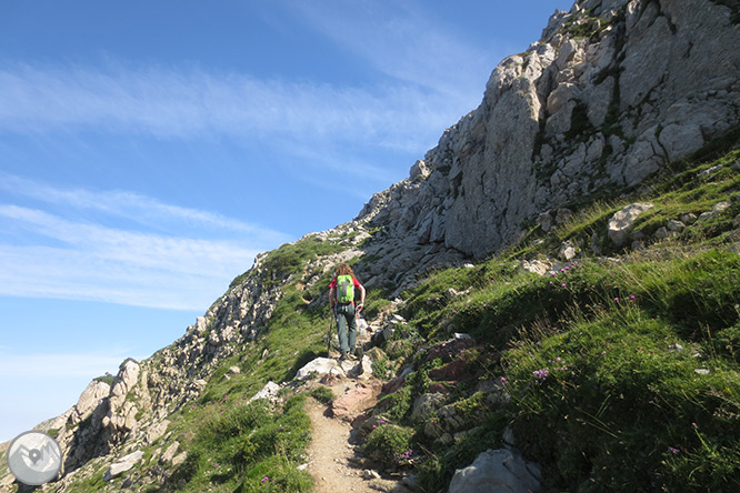 Pico Ori (2.017m) desde el puerto de Larrau 1 