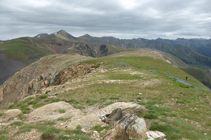 Cresta hacia el collado de Arenes y el pico del Estanyó.