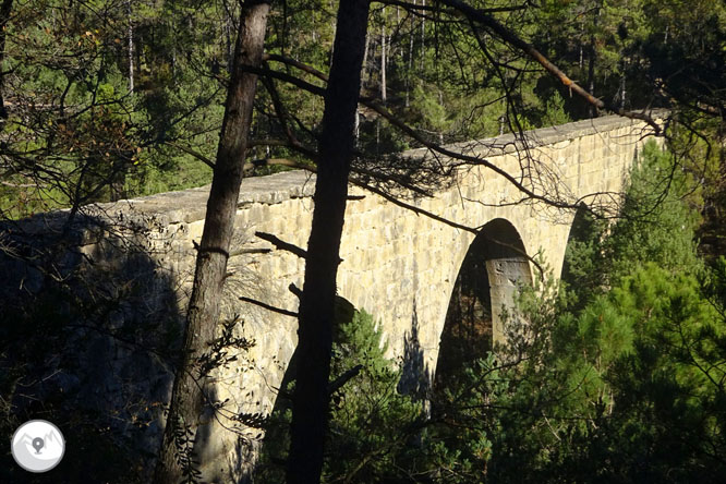 El puente de la Frau y el Castellvell de Solsona 1 