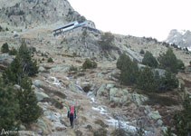 Refugio Ángel Orús (2.150m).