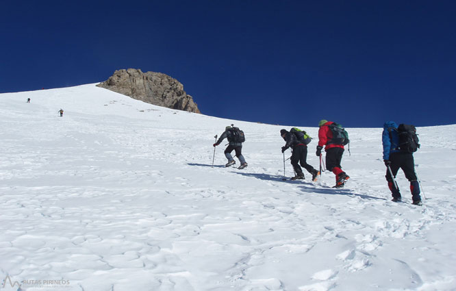 Posets (3.375m) por el refugio Ángel Orús 2 