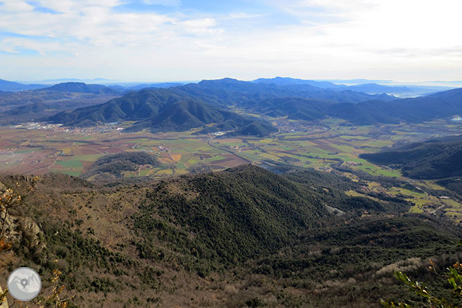 Puigsacalm (1.515m) y Puig dels Llops (1.486m) desde Joanetes 1 