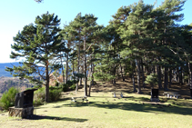 Zona de picnic en la ermita de Sant Antoni.