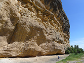 Roca del Corb y Roc de Cogul desde Peramola