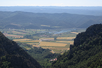 Valle del Segre y campos de Peramola.