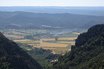 Valle del Segre y campos de Peramola.