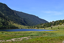 Estany de la Llebreta, una de las joyas del Parque Nacional de Aigüestortes y Estany de Sant Maurici.