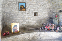 Interior de la ermita de los Santos Juan y Pablo.