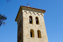 Campanario de la ermita de la Mare de Déu de les Alegries.