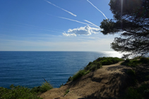 Vistas del mar desde la punta de Fenals.