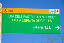 Señalización de la "Ruta dels Pantans d´en Llobet".