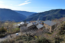 Vistas del pueblo de Estac.