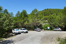 Aparcamiento de Ca n´Oristrell, punto de inicio de la ruta.