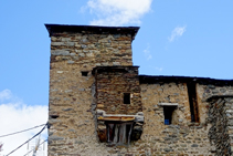 Detalle de la iglesia de Sant Serni.