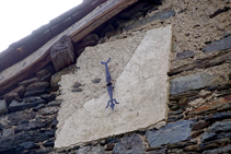 Curioso reloj de la iglesia de Sant Serni.